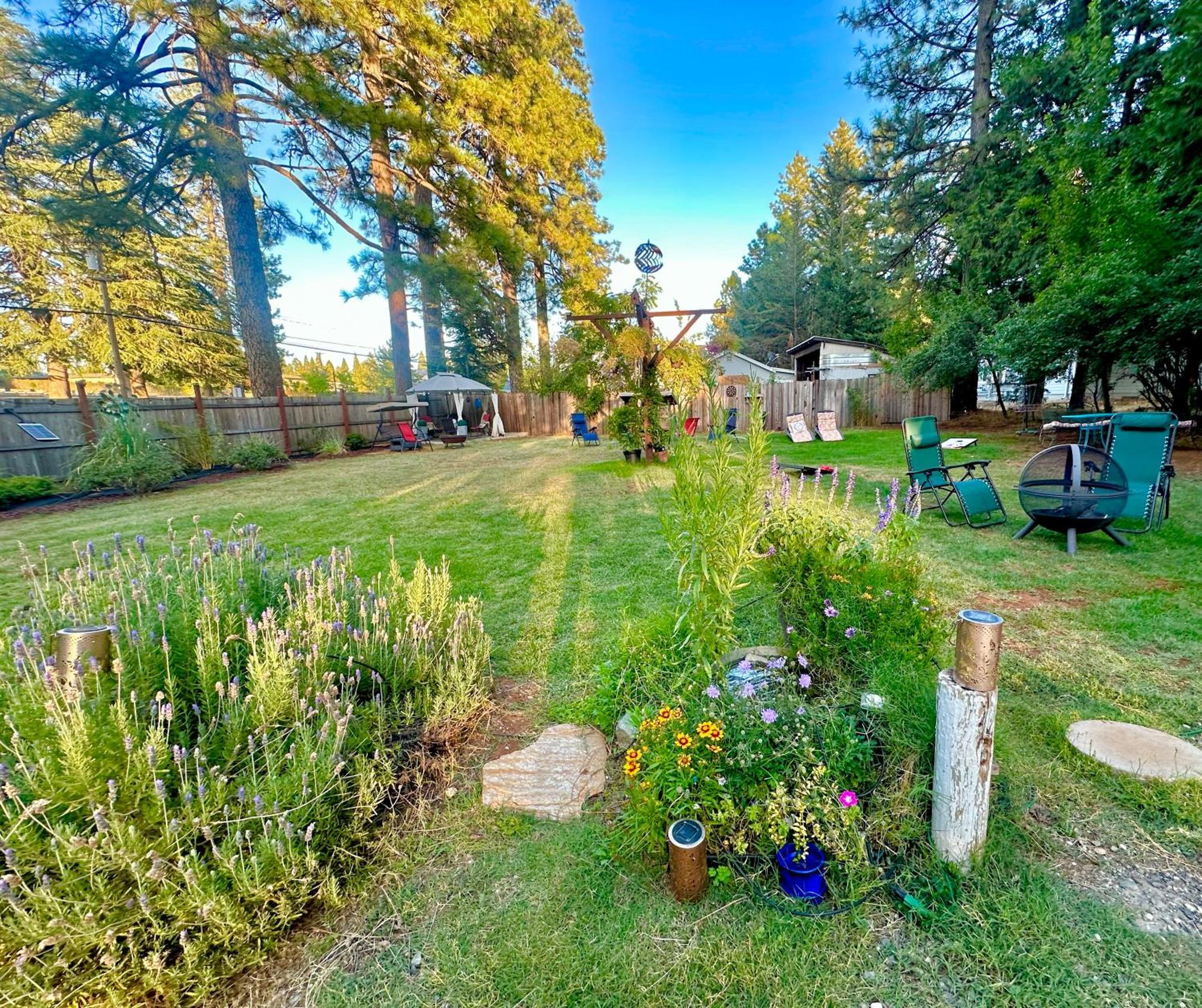 The Pines Inn And Cottages Grass Valley Exterior foto