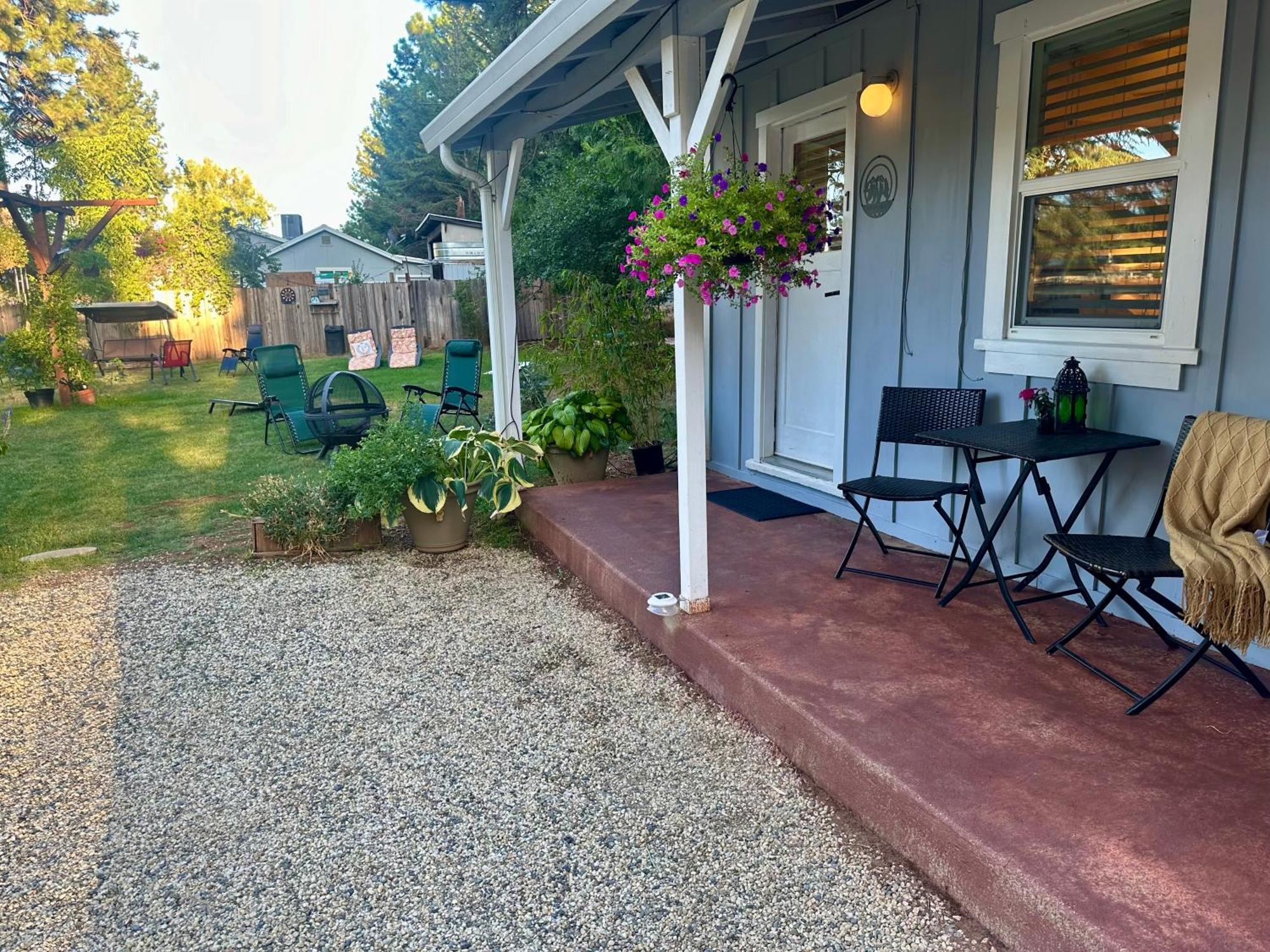 The Pines Inn And Cottages Grass Valley Exterior foto