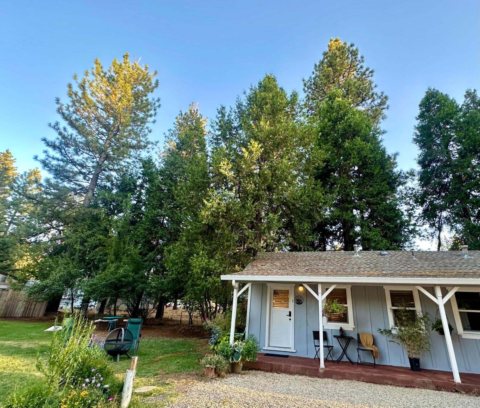 The Pines Inn And Cottages Grass Valley Exterior foto